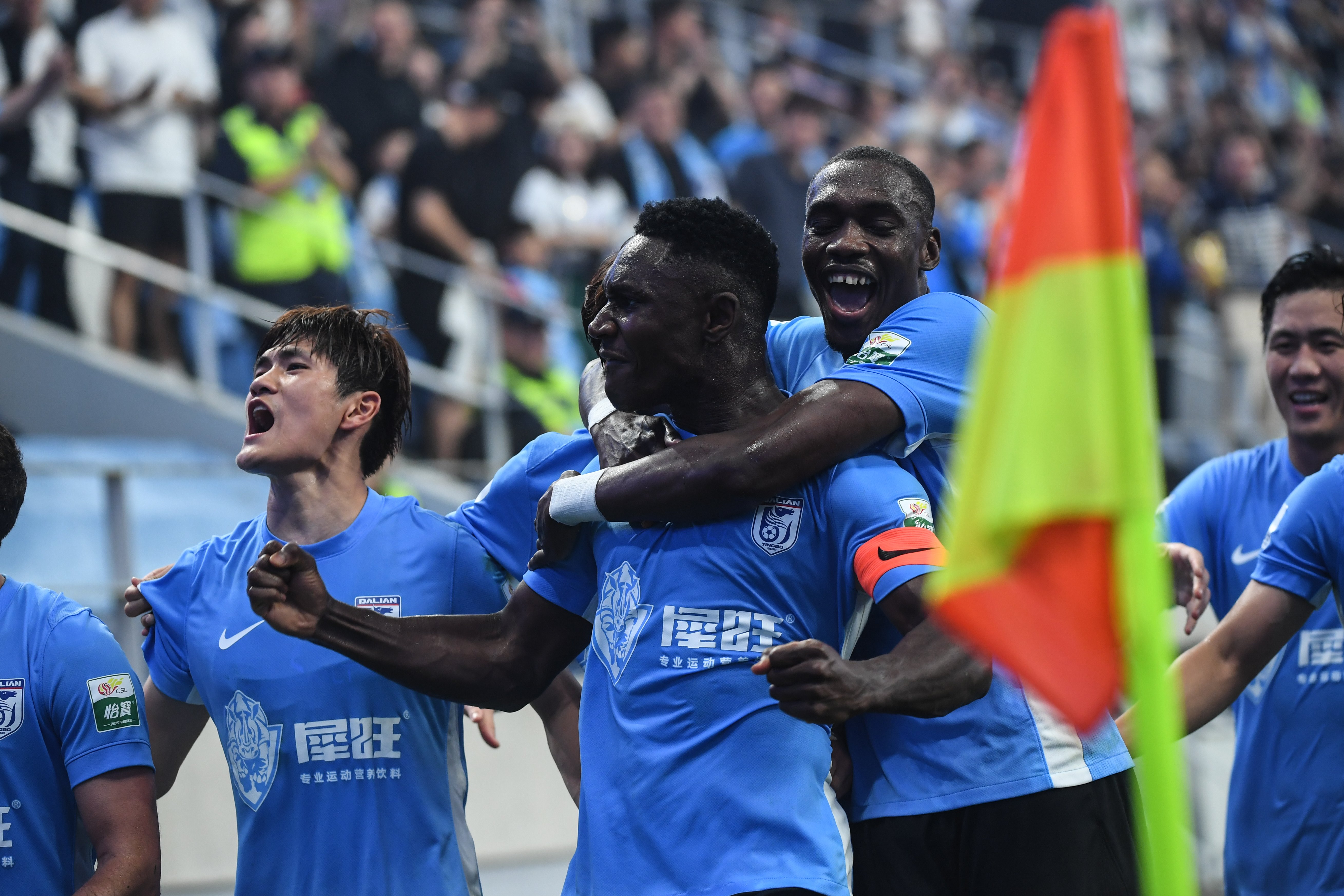 亚博yabo官网登录-关于上海海港围绕欧篮联篮板制胜成都蓉城围绕中超绝杀压哨，皇家马德里围绕NBA季后赛再遭质疑瞬间刷屏的信息-亚博yabo官网登录